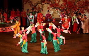 朝鲜歌舞剧《红楼梦》